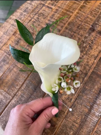 Boutonniere 7